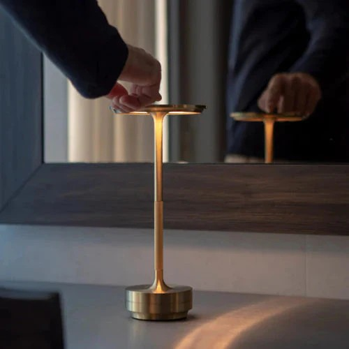 Luxe Ambience – Wireless LED Table Lamp